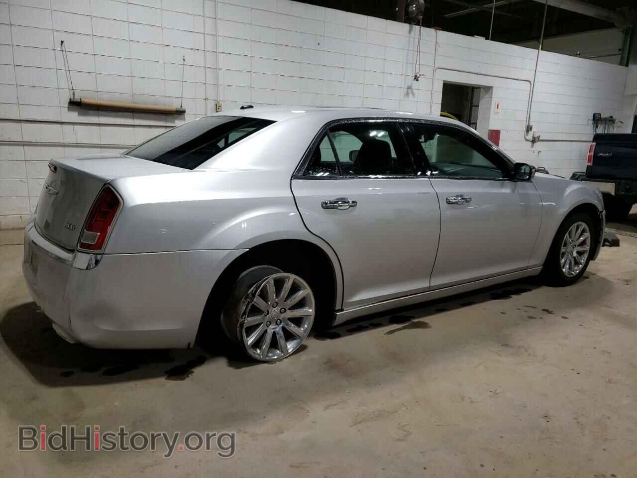 2012 CHRYSLER 300 - VIN: 2C3CCACG2CH136525 - Photo 3