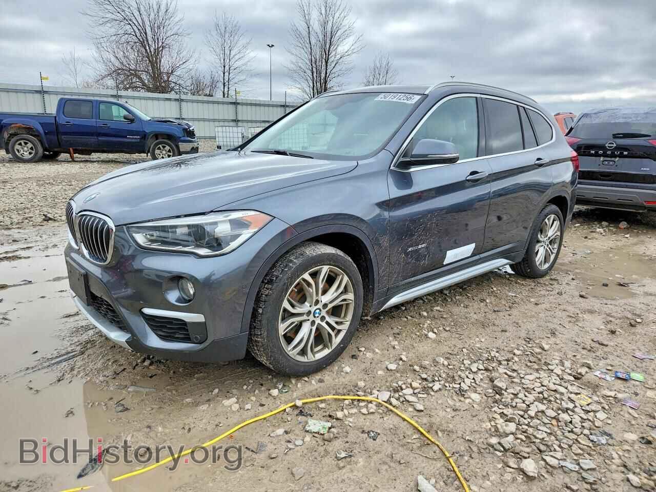 Photo WBXHT3C34H5F76017 - BMW X1 2017