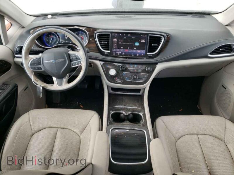 2021 Chrysler PACIFICA (VIN 2C4RC3GG7MR594844) — photo 8 of 14
