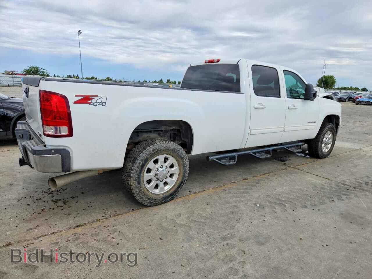 2013 GMC SIERRA - VIN: 1GT424E83DF118810 - Фото 3
