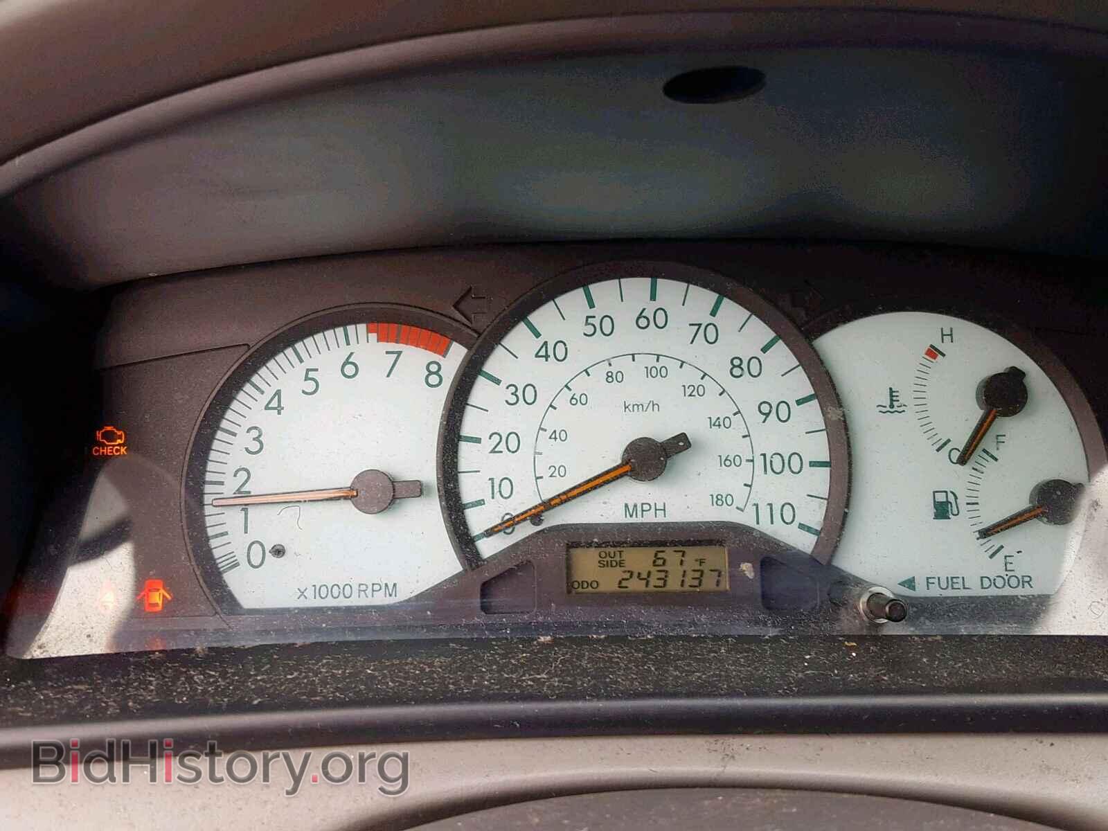 2003 TOYOTA COROLLA - VIN: 2T1BR32E53C155775 - Photo 8