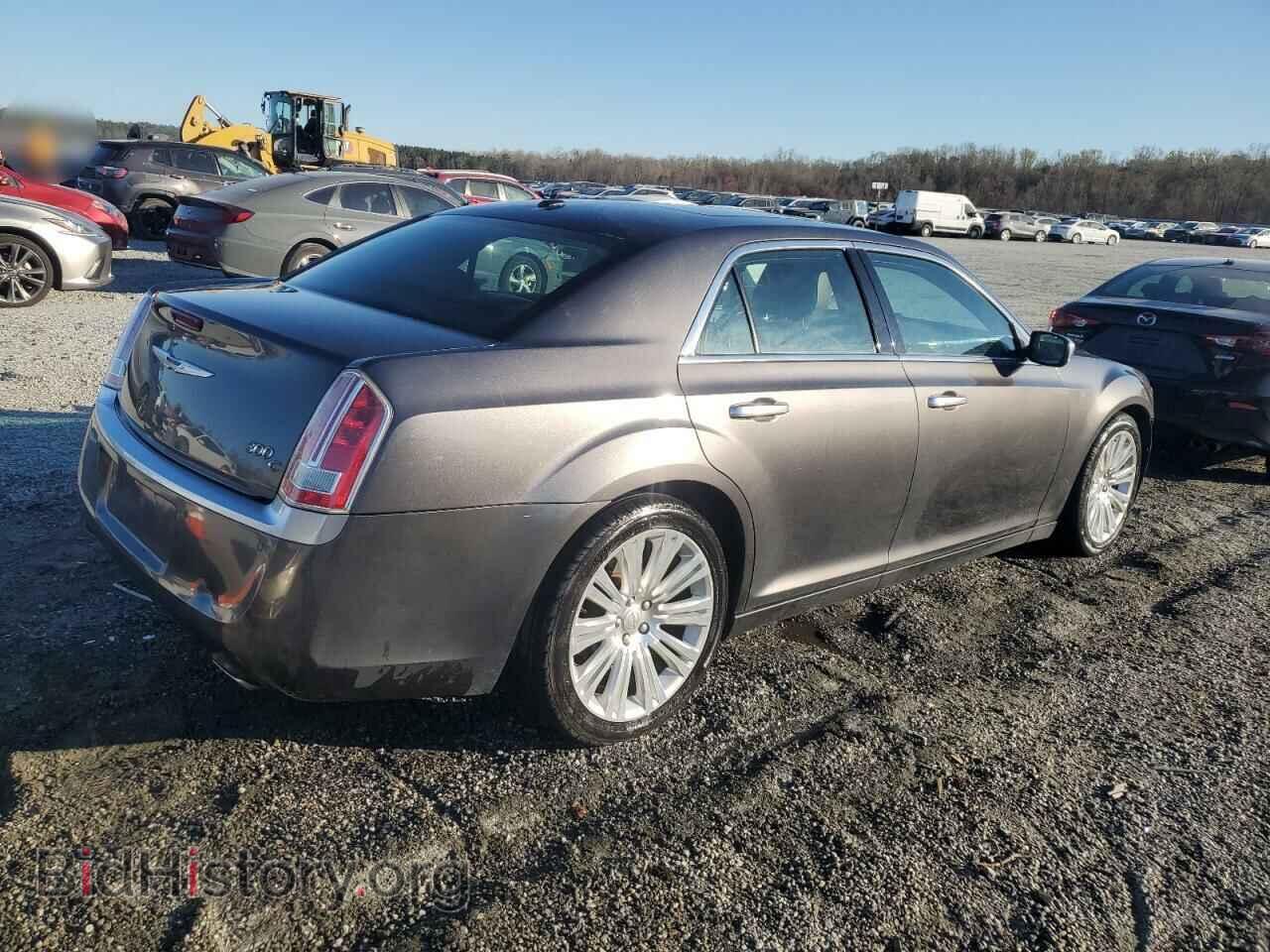 2014 CHRYSLER 300 - VIN: 2C3CCADG3EH125888 - Фото 3