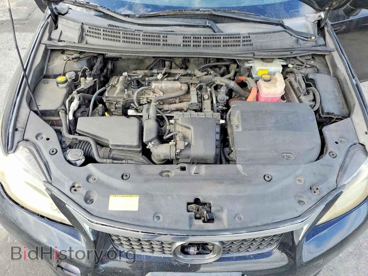 2011 LEXUS CT 200 - VIN: JTHKD5BH7B2016456 - Photo 11