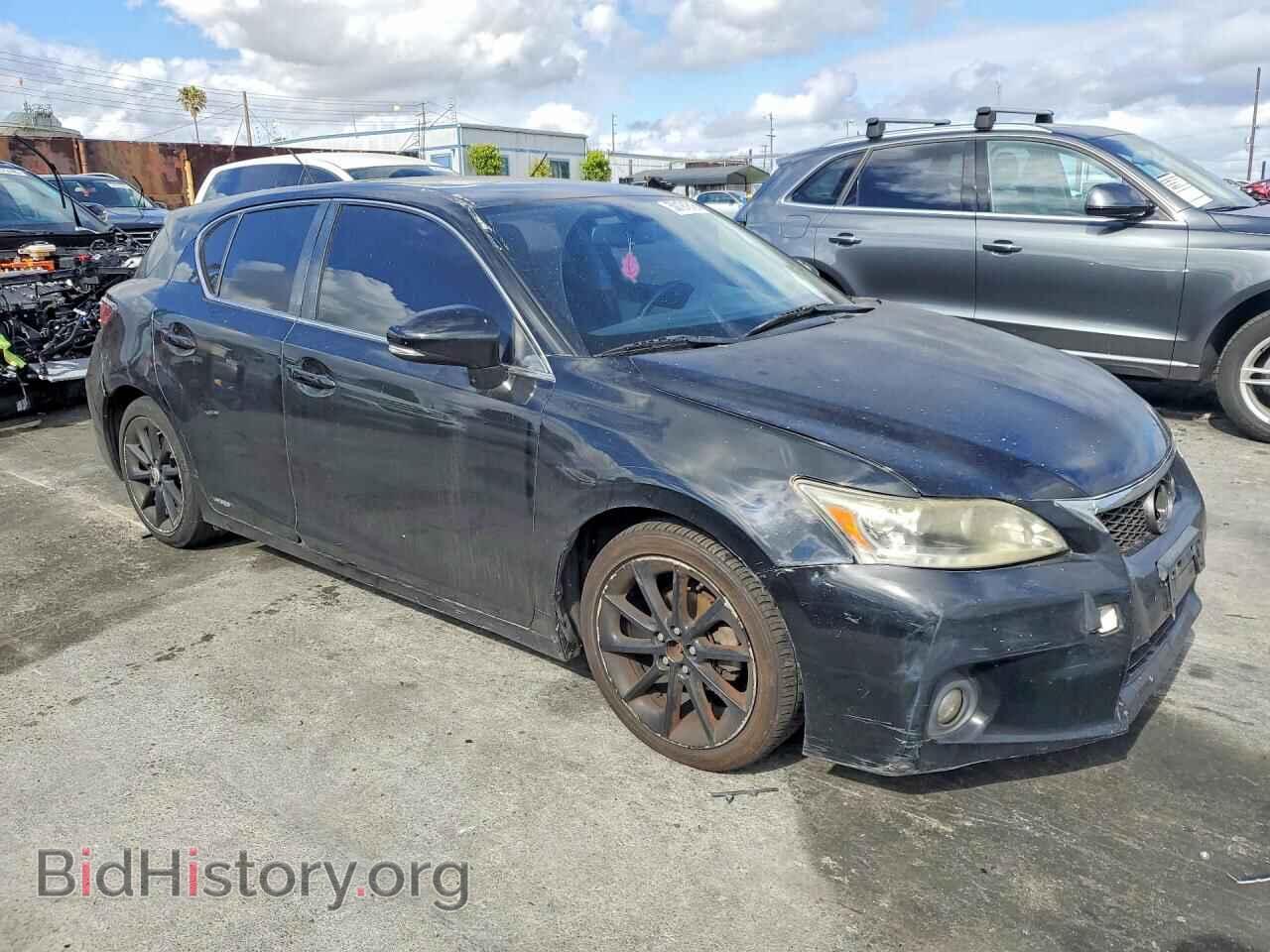 2011 LEXUS CT 200 - VIN: JTHKD5BH7B2016456 - Photo 4