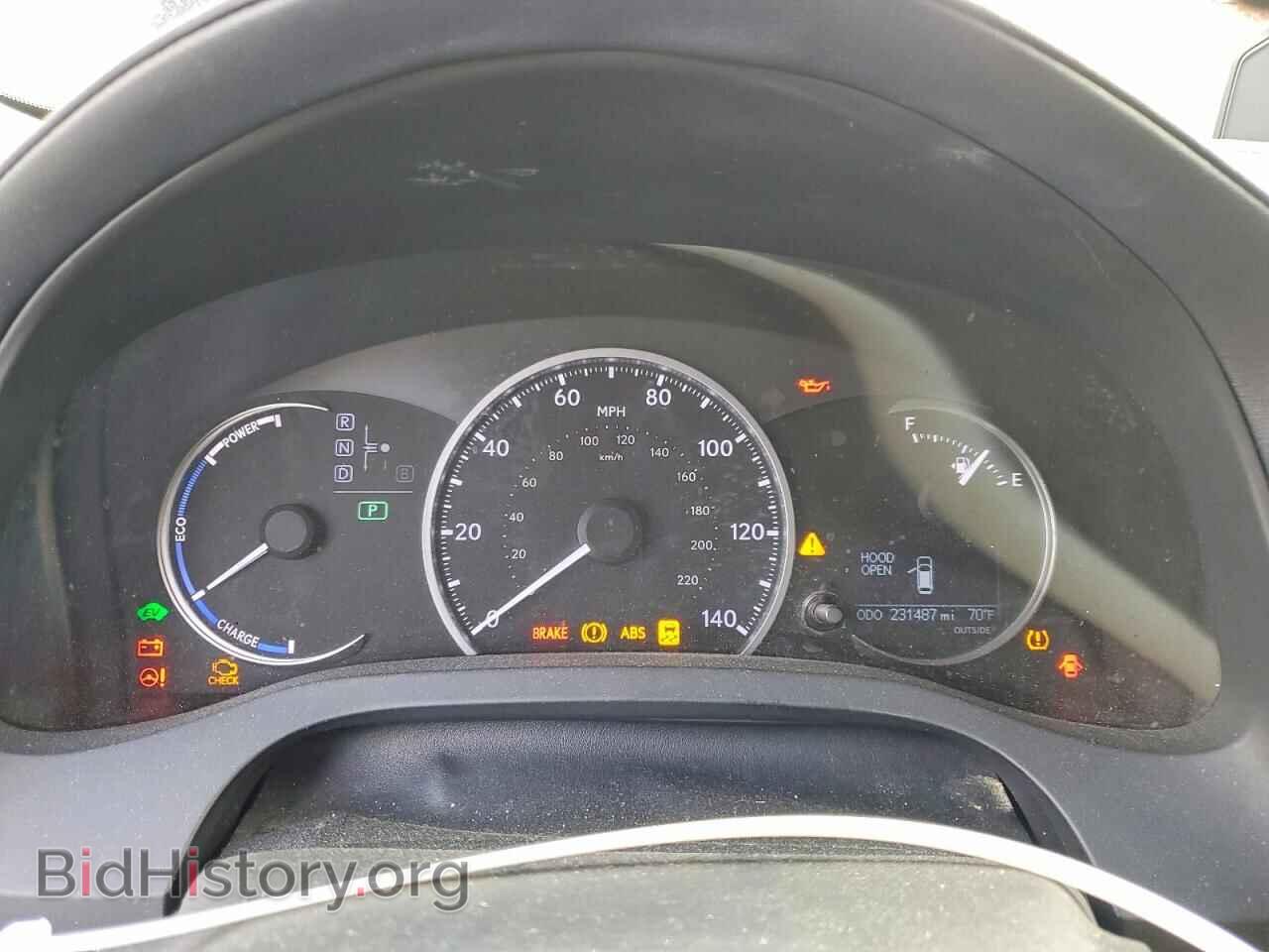 2011 LEXUS CT 200 - VIN: JTHKD5BH7B2016456 - Photo 9