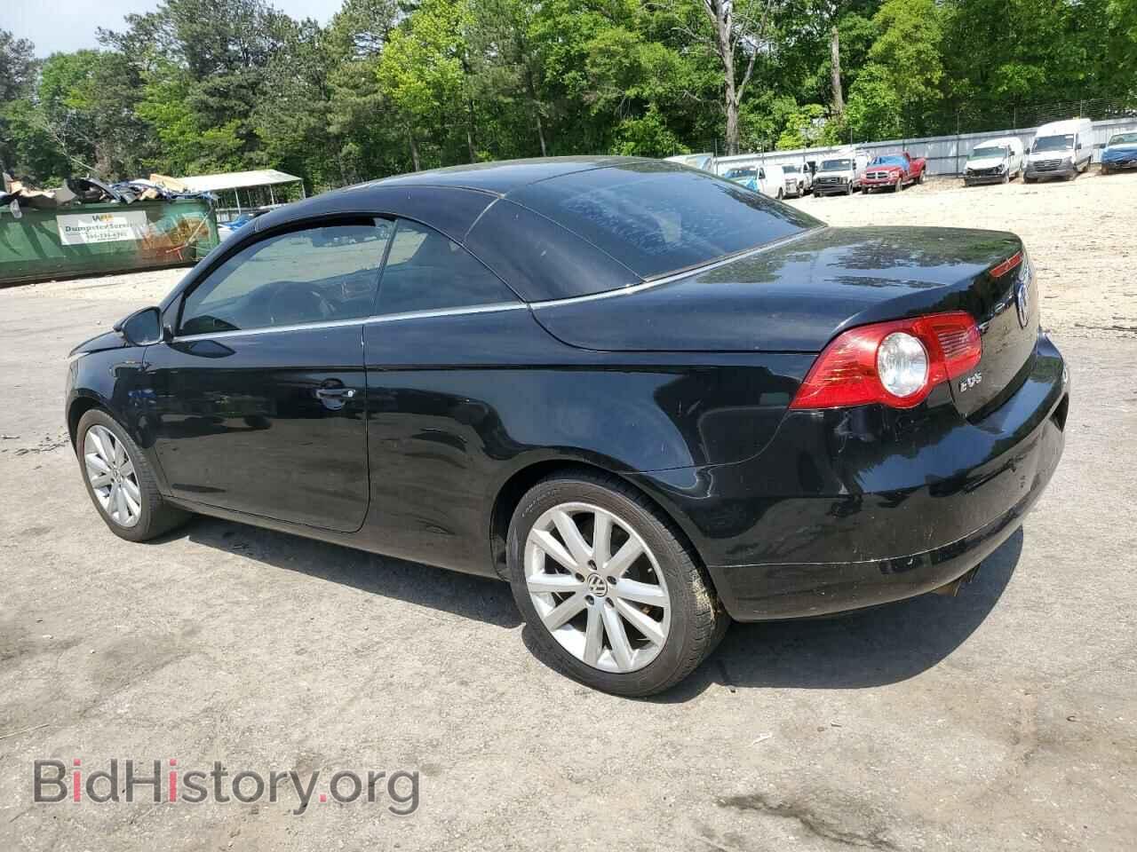 2011 VOLKSWAGEN EOS - VIN: WVWBA7AH0BV000377 - Фото 2