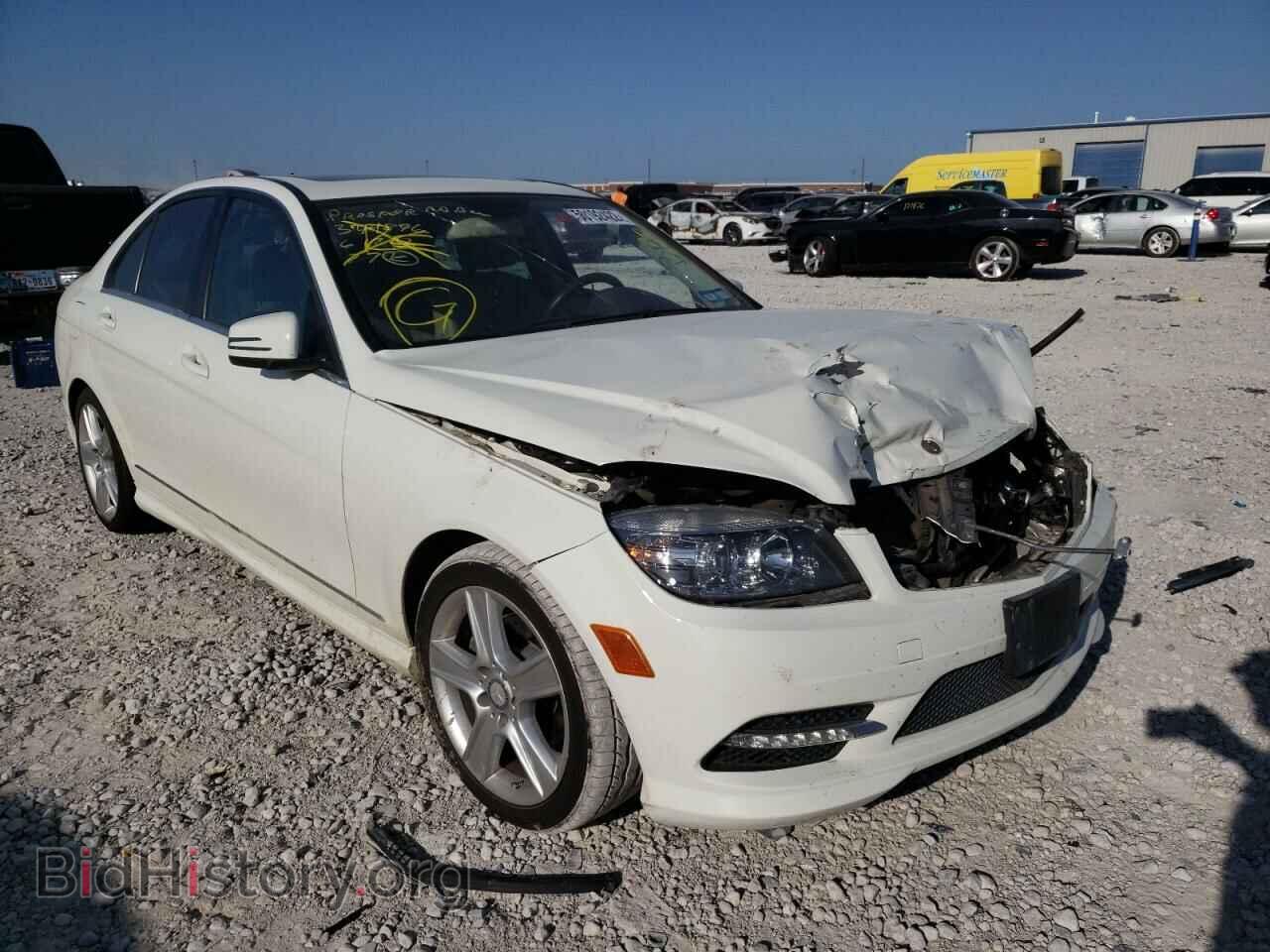 Photo WDDGF5EB0BA483299 - MERCEDES-BENZ C-CLASS 2011