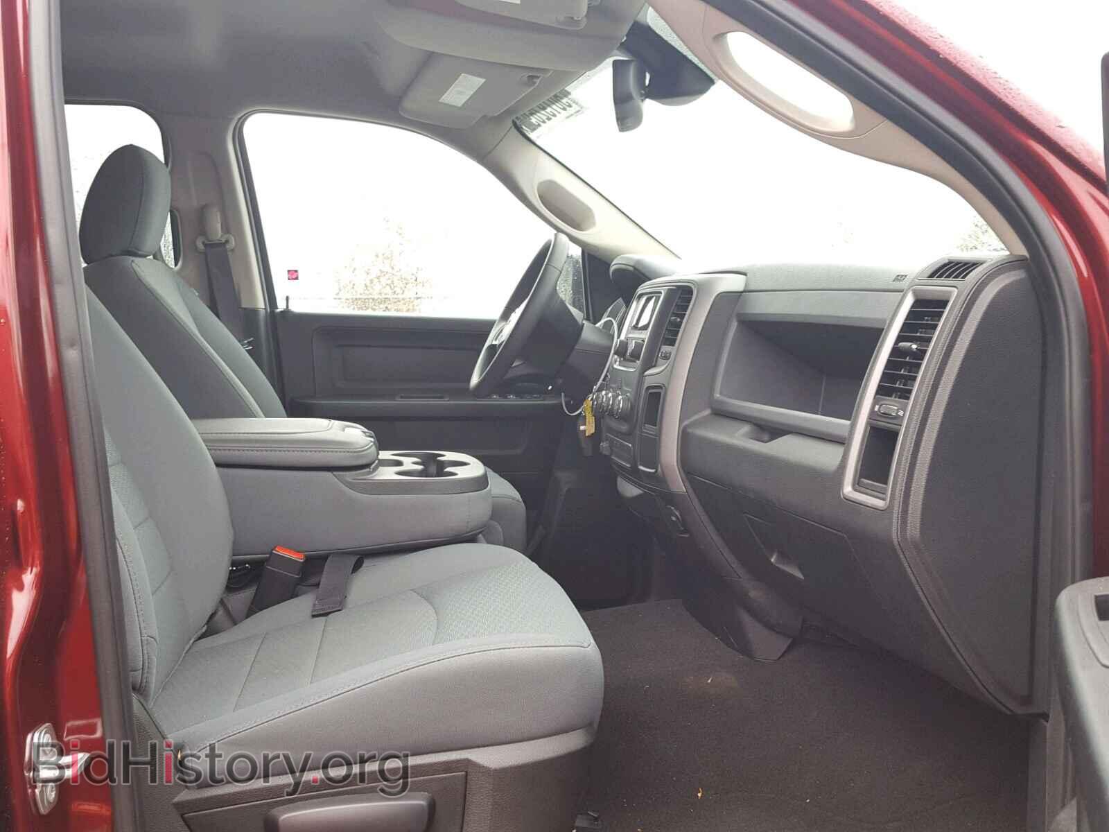 2018 RAM 1500 ST - VIN: 1C6RR7FT4JS190373 - Фото 5
