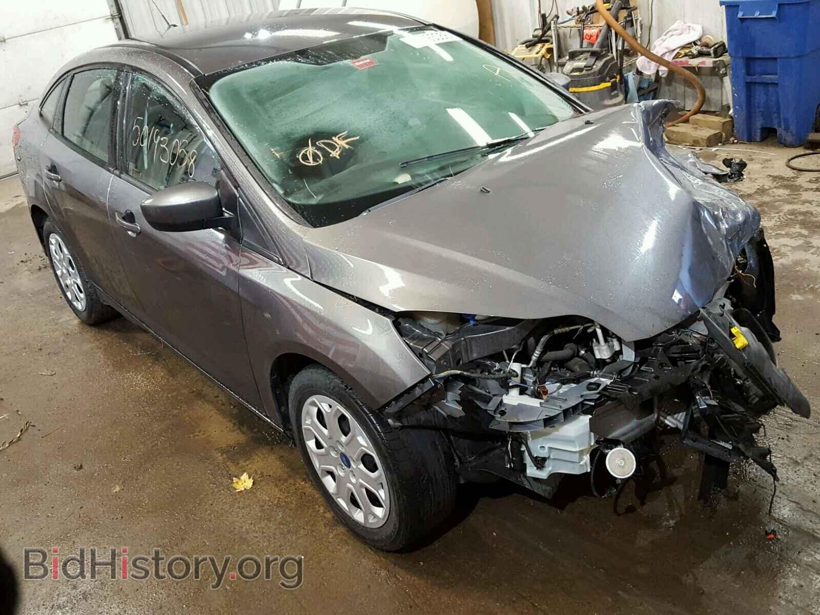 Photo 1FAHP3F29CL297044 - FORD FOCUS 2012