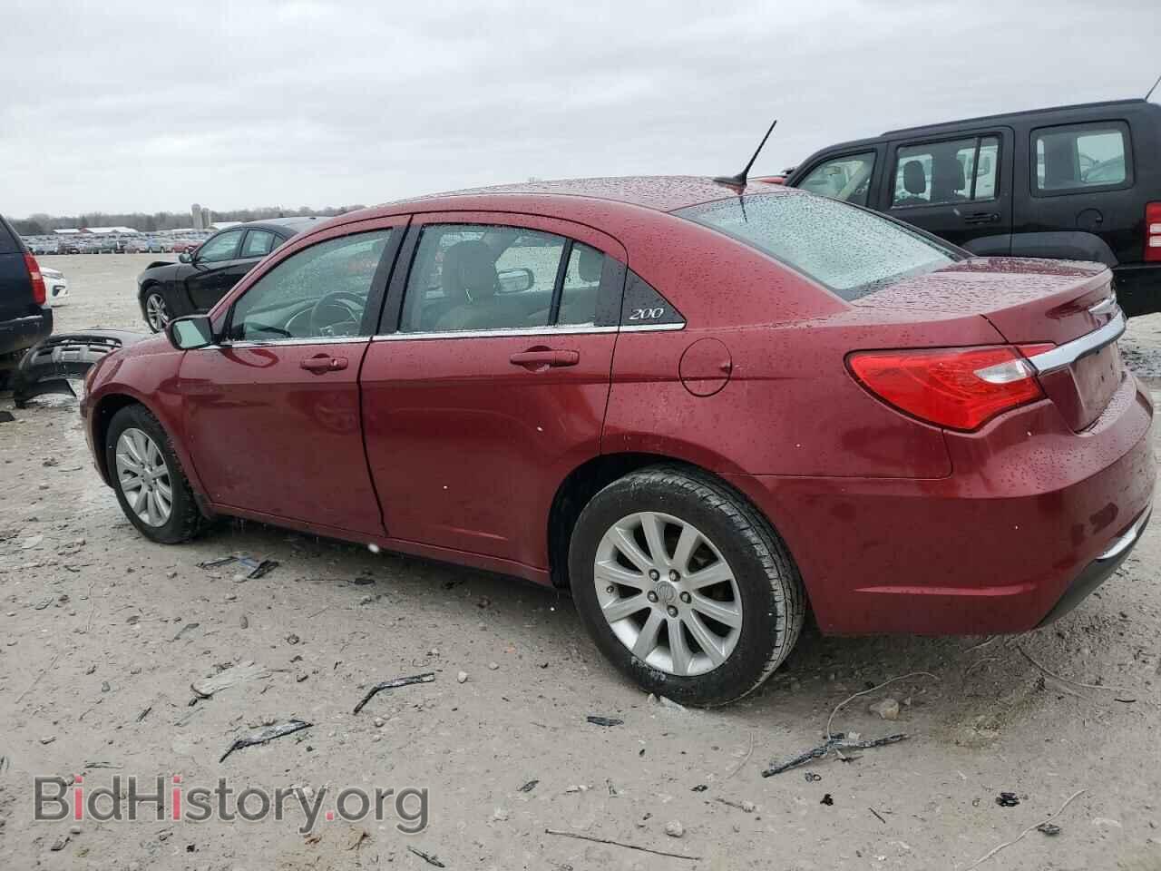 2011 CHRYSLER 200 - VIN: 1C3BC1FBXBN590149 - Фото 2