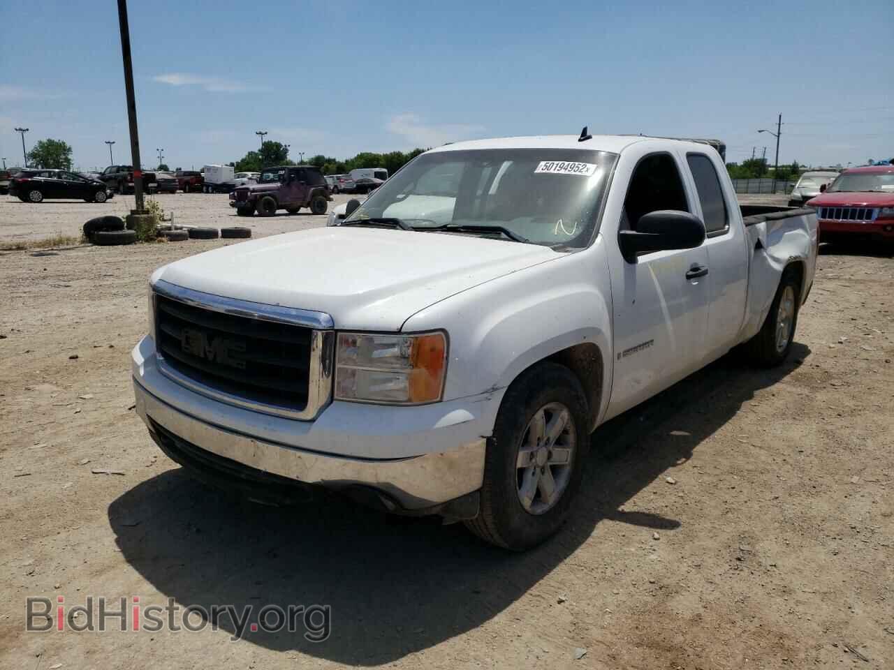2007 GMC SIERRA - VIN: 1GTEC19C97Z571475 - Фото 2