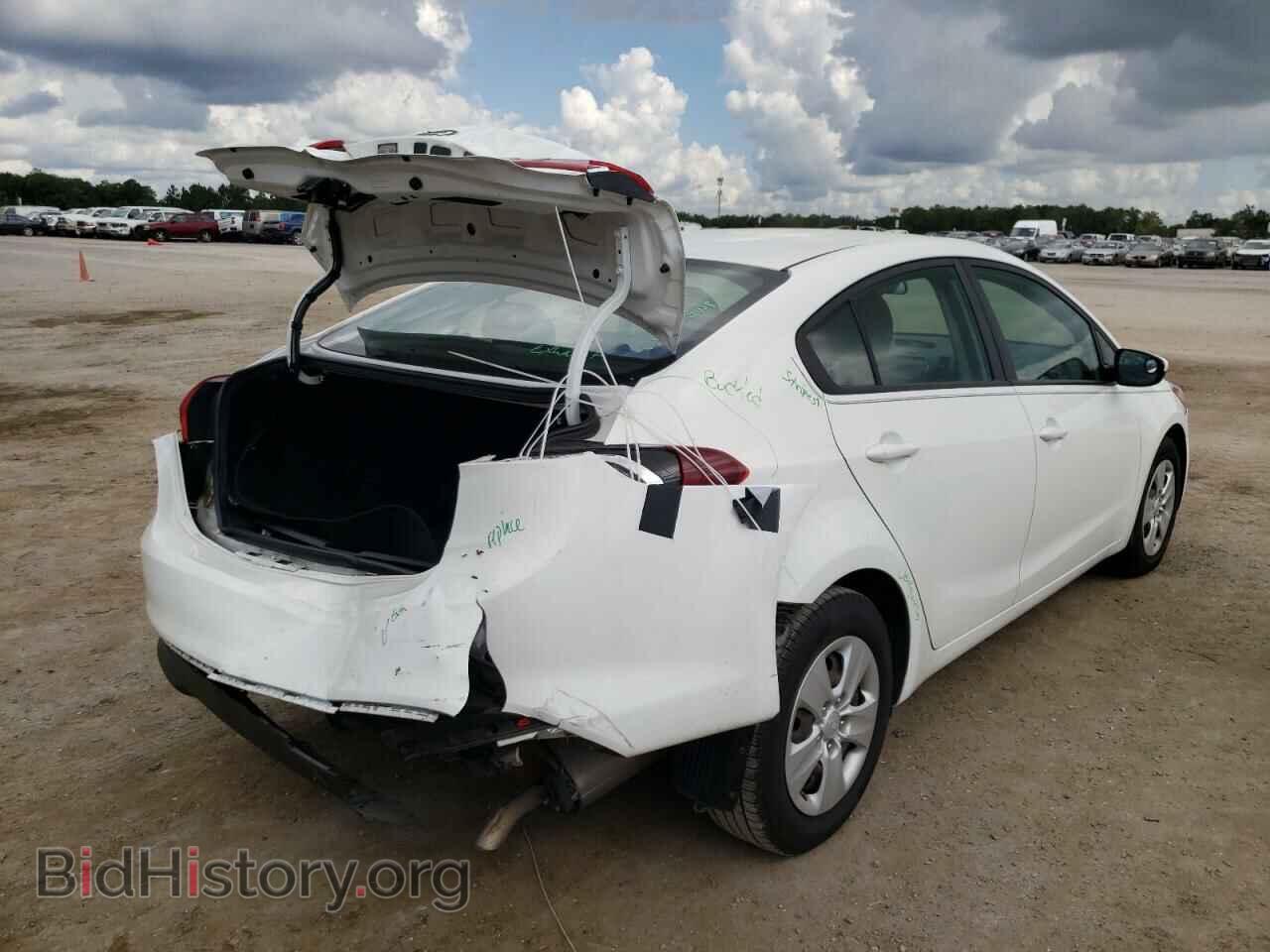 2017 KIA FORTE - VIN: 3KPFK4A75HE036454 - Фото 4