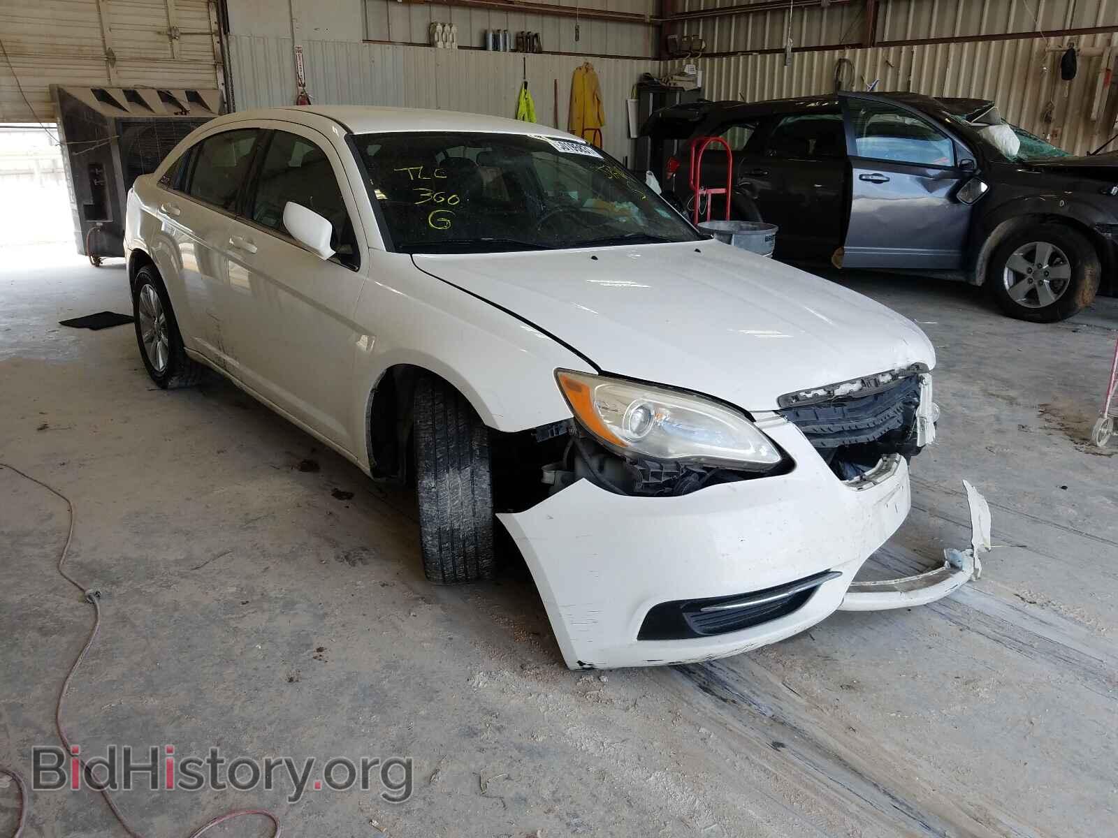 Photo 1C3BC1FB2BN521617 - CHRYSLER 200 2011