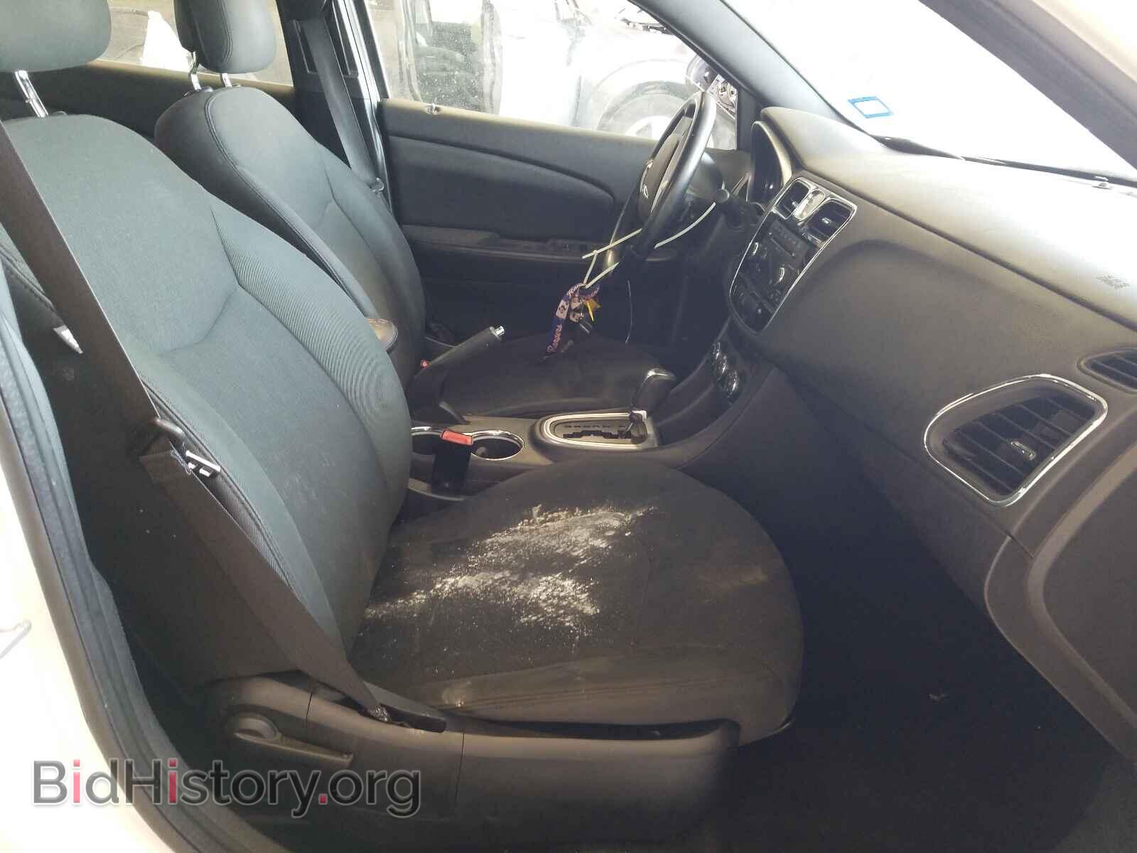 2011 CHRYSLER 200 - VIN: 1C3BC1FB2BN521617 - Фото 5