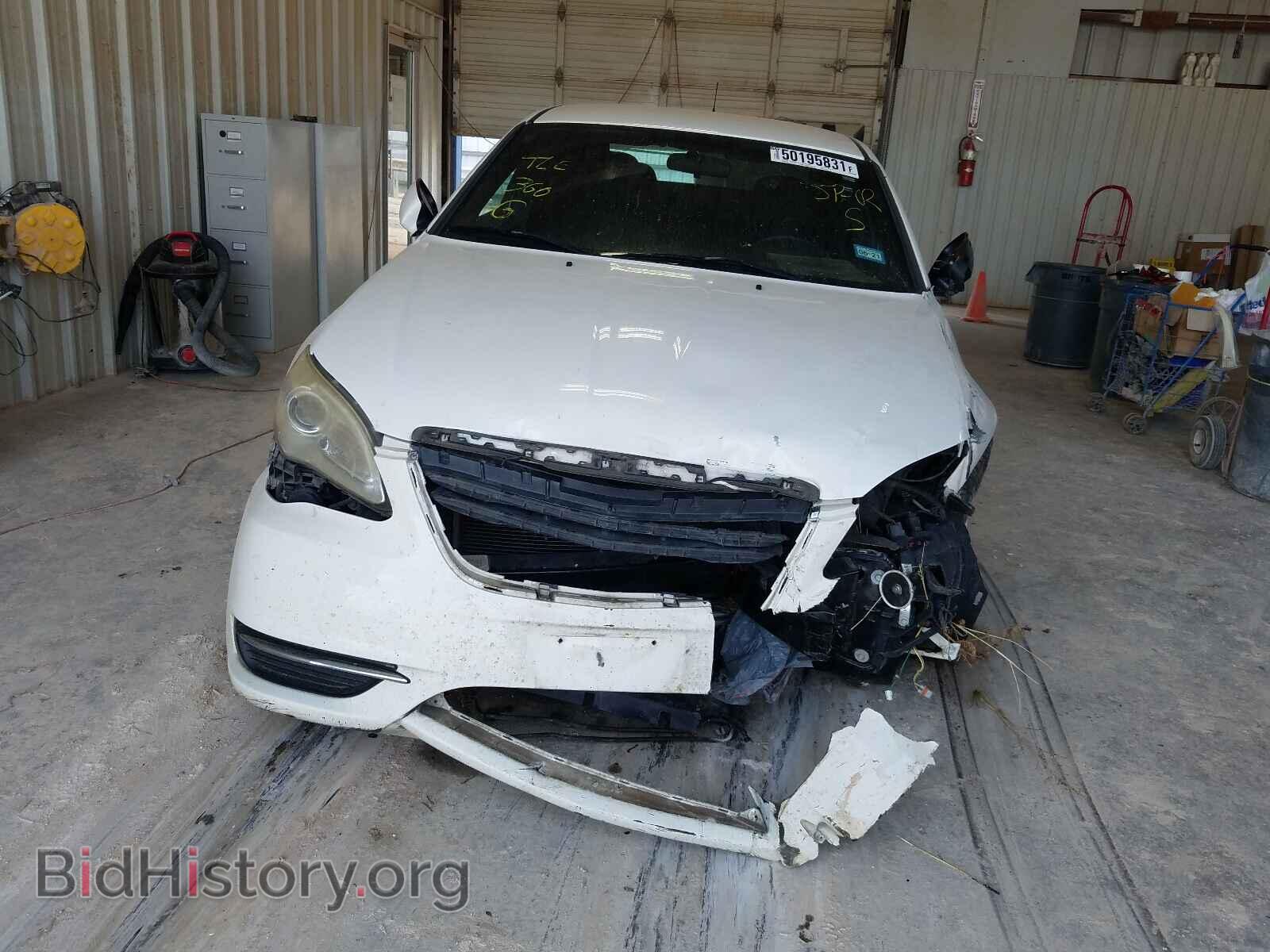 2011 CHRYSLER 200 - VIN: 1C3BC1FB2BN521617 - Фото 9