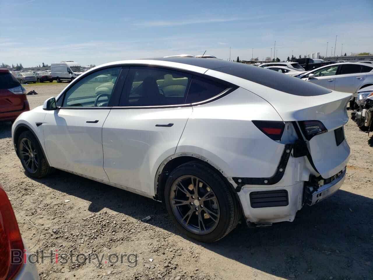 2024 TESLA MODEL Y - VIN: 7SAYGDEE8RF123153 - Фото 2