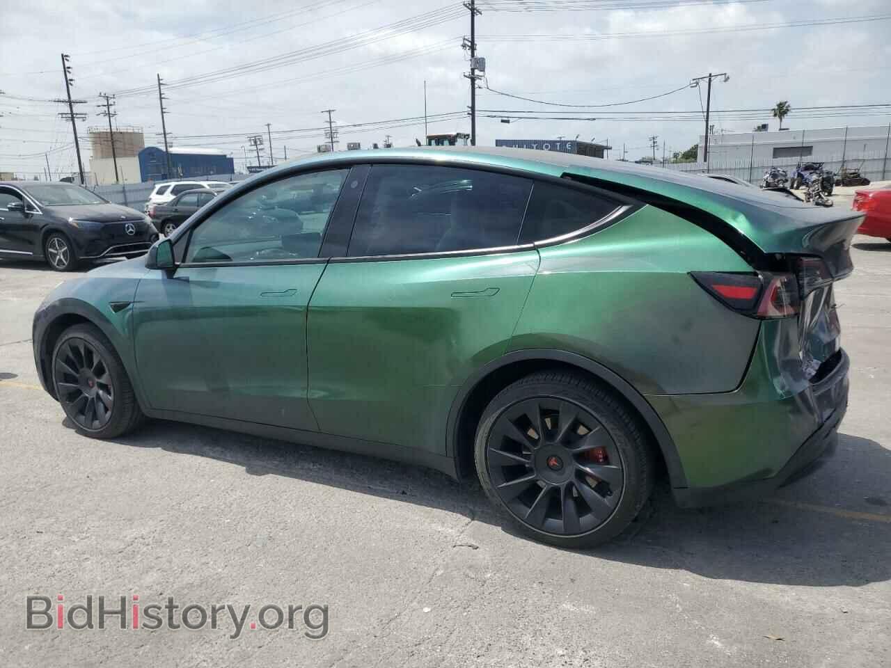 2022 TESLA MODEL Y - VIN: 7SAYGDEE7NF352000 - Фото 2