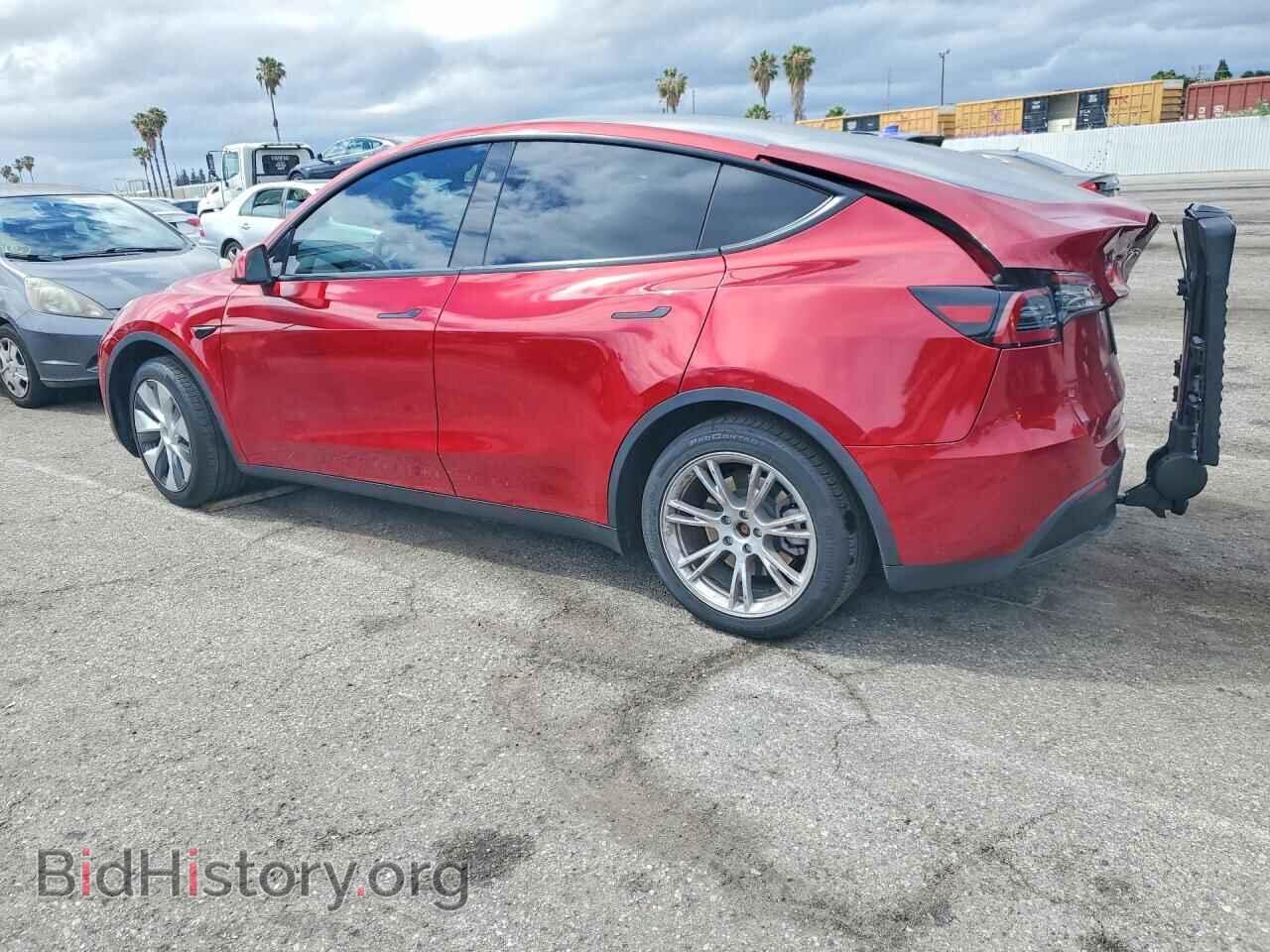 2024 TESLA MODEL Y - VIN: 7SAYGDED3RF006121 - Фото 2