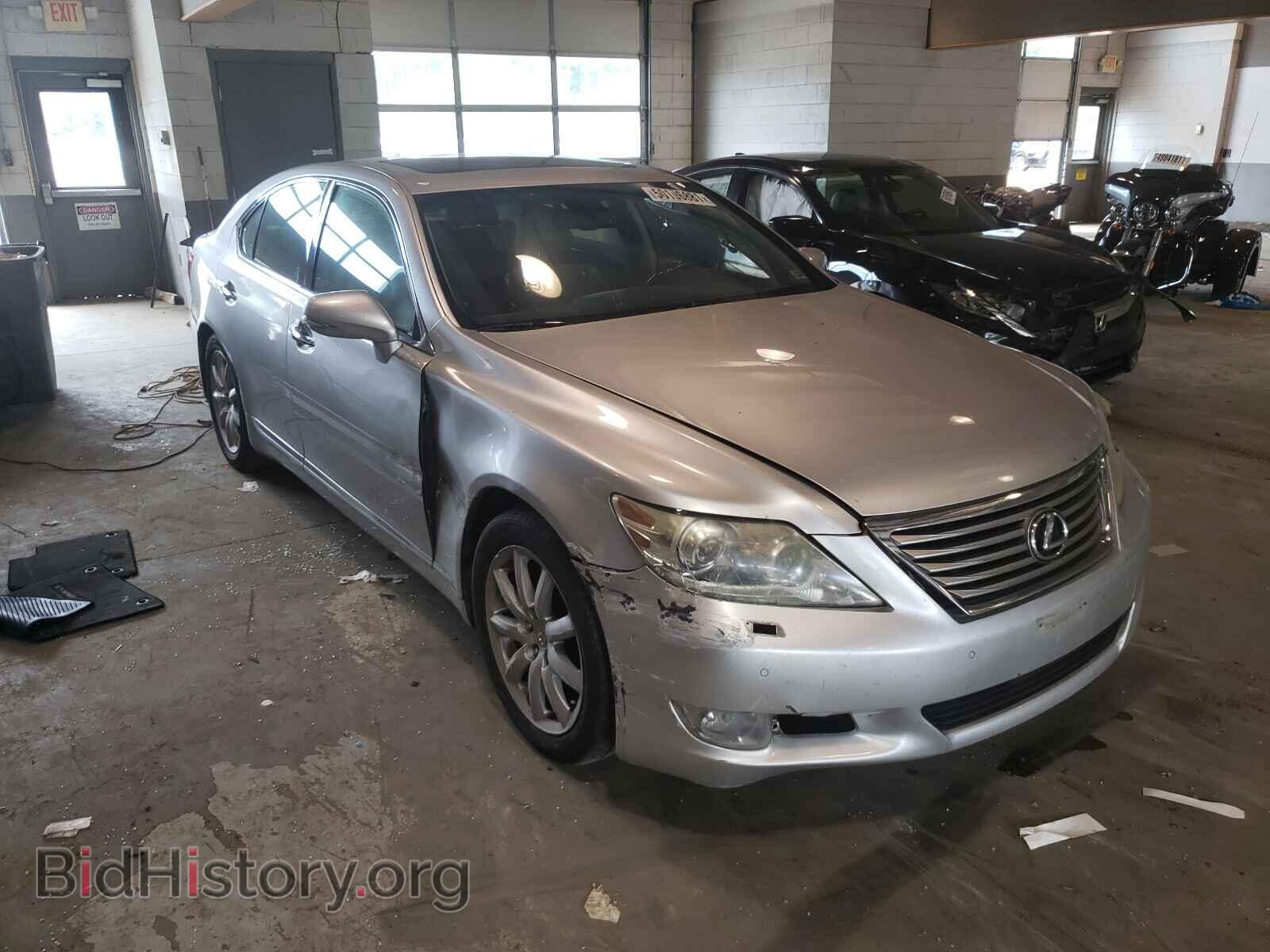 Photo JTHCL5EFXA5008592 - LEXUS LS460 2010