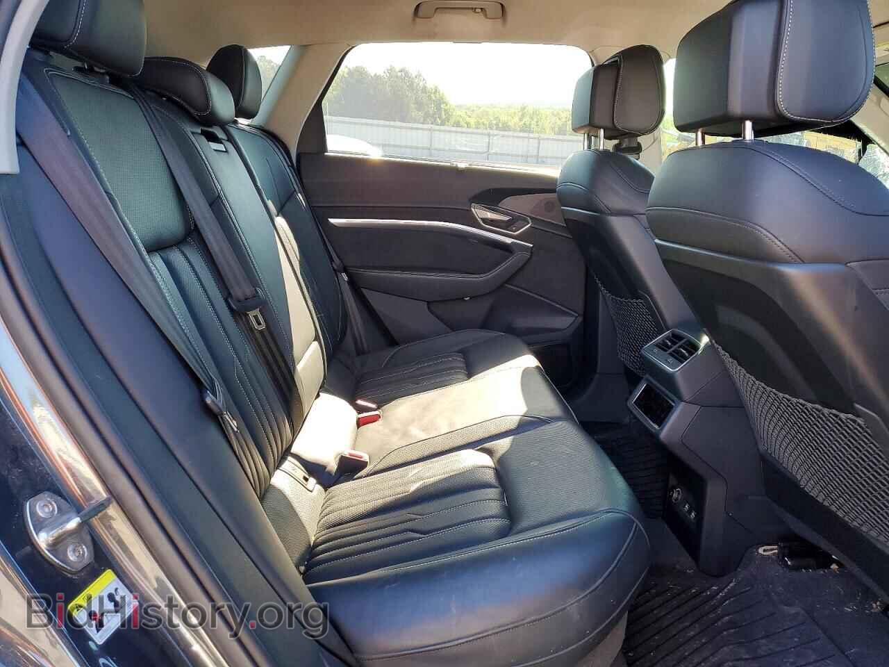 2019 AUDI E-TRON - VIN: WA1VAAGE7KB024775 - Фото 11