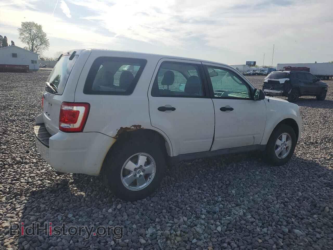 2011 FORD ESCAPE - VIN: 1FMCU0C70CKB16538 - Фото 3
