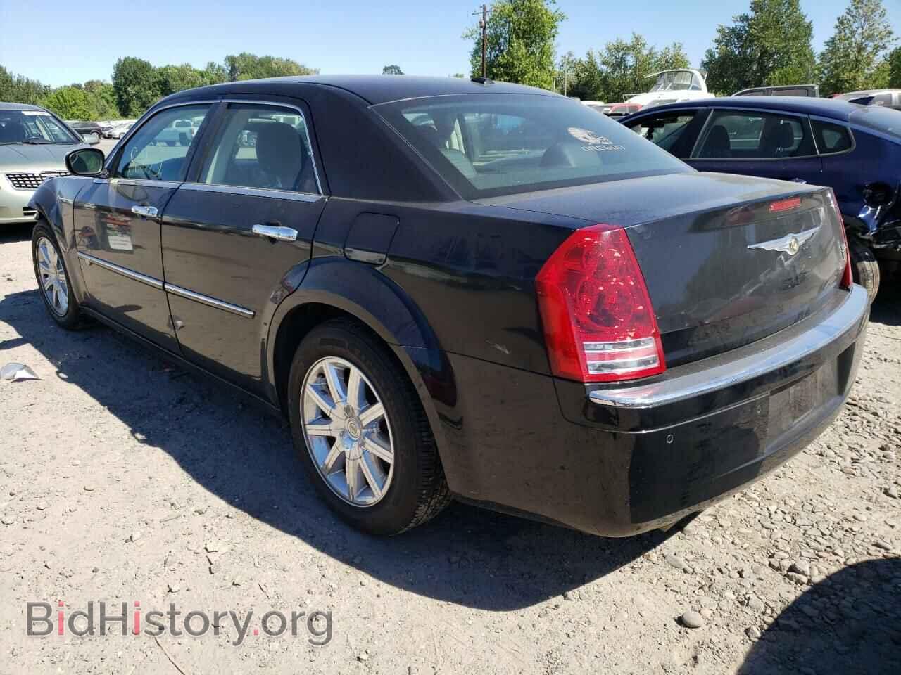 2010 CHRYSLER 300 - VIN: 2C3CA6CTXAH126077 - Фото 3