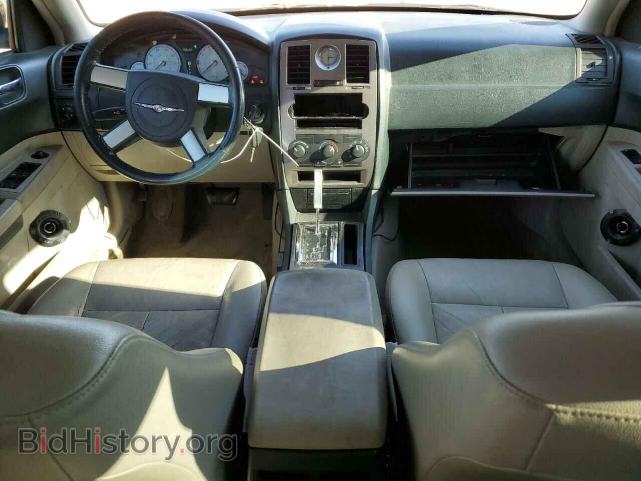 2006 CHRYSLER 300 - VIN: 2C3KA53G46H257991 - Фото 8