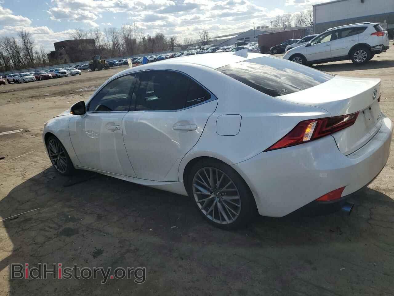 2014 LEXUS IS - VIN: JTHCF1D26E5000624 - Фото 2