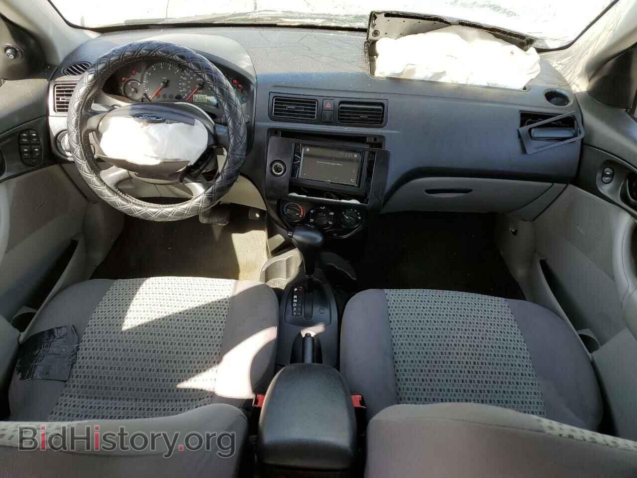 2006 FORD FOCUS - VIN: 1FAFP34N16W182042 - Фото 8