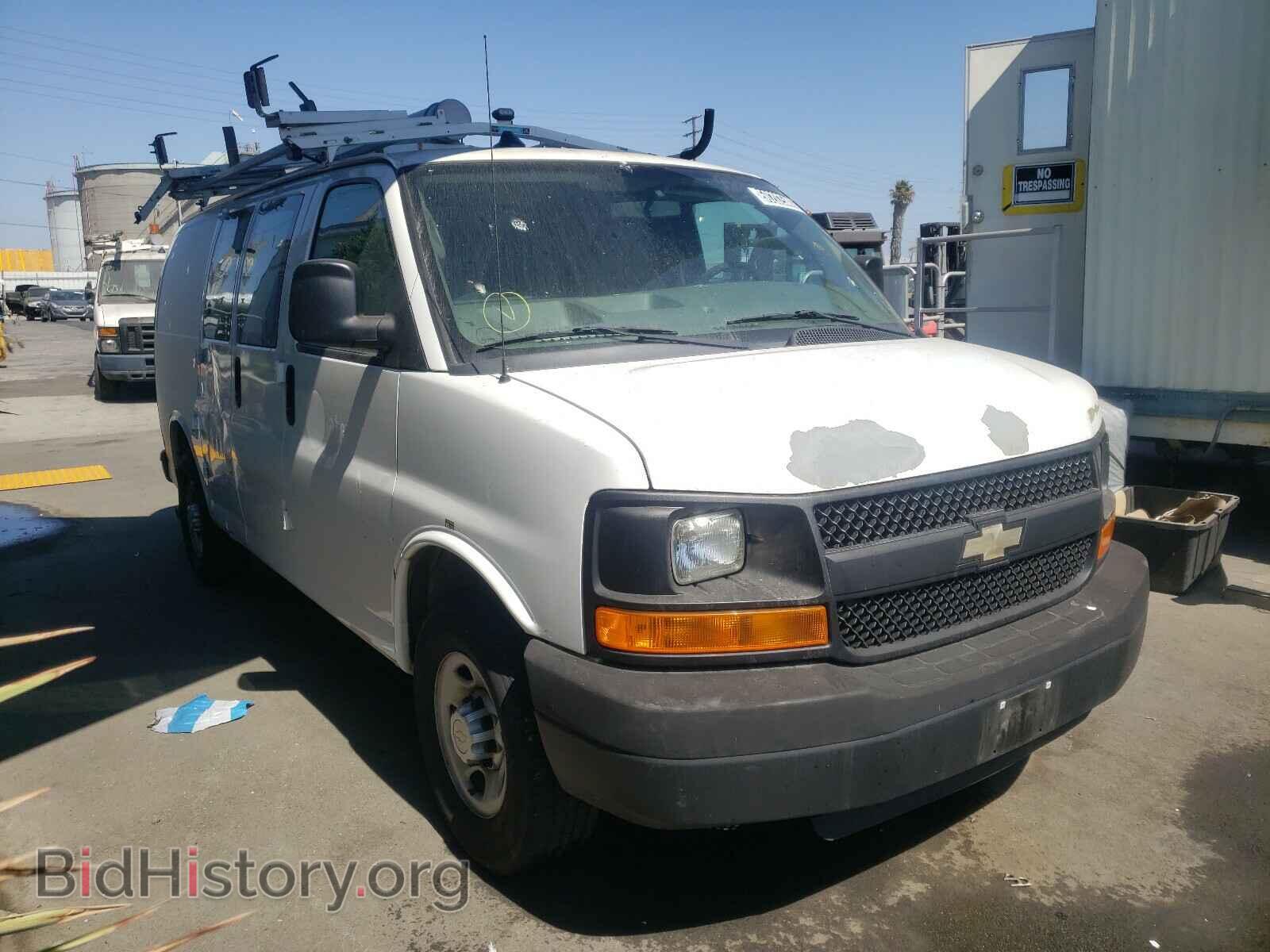 Photo 1GCWGFCB4C1108626 - CHEVROLET EXPRESS 2012