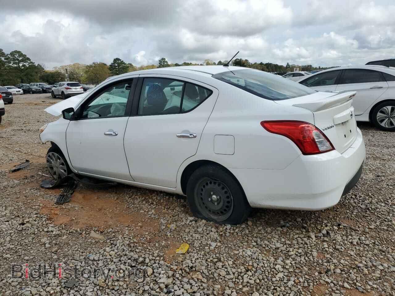 2019 NISSAN VERSA - VIN: 3N1CN7AP3KL869235 - Фото 2