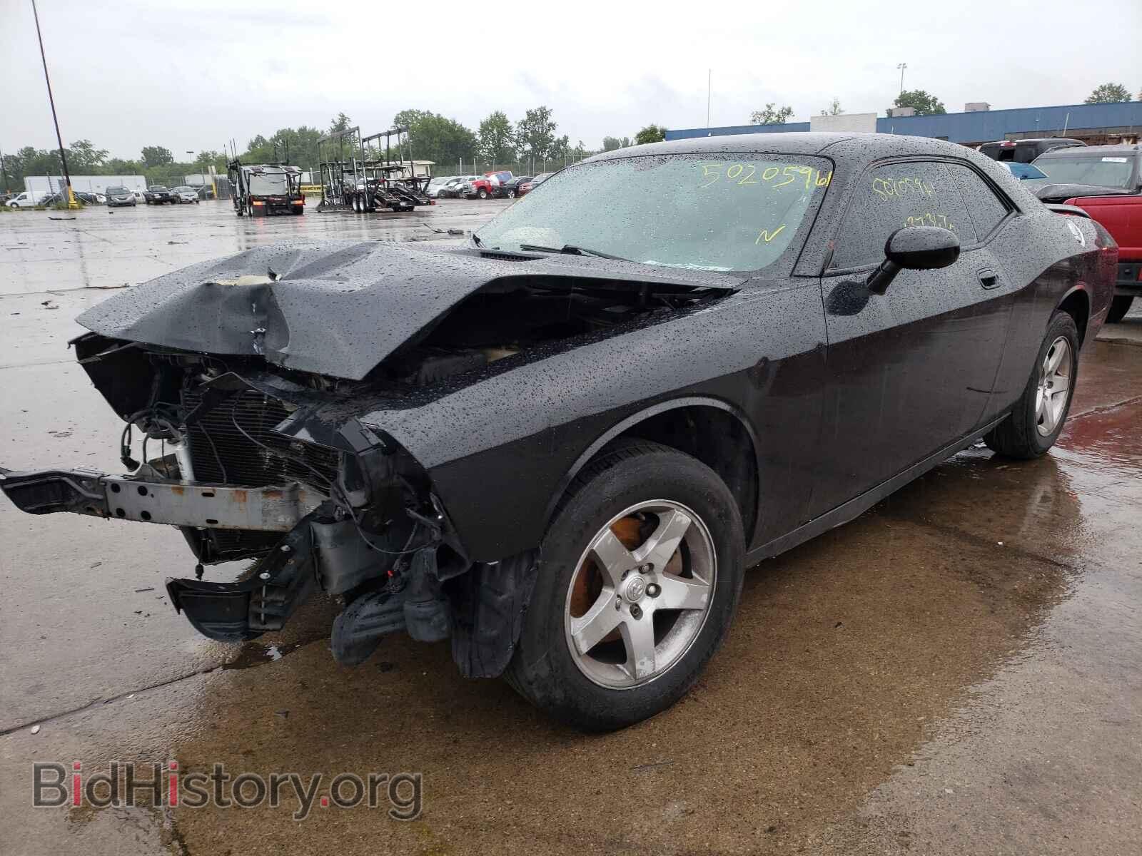 2010 DODGE CHALLENGER - VIN: 2B3CJ4DVXAH102847 - Photo 2