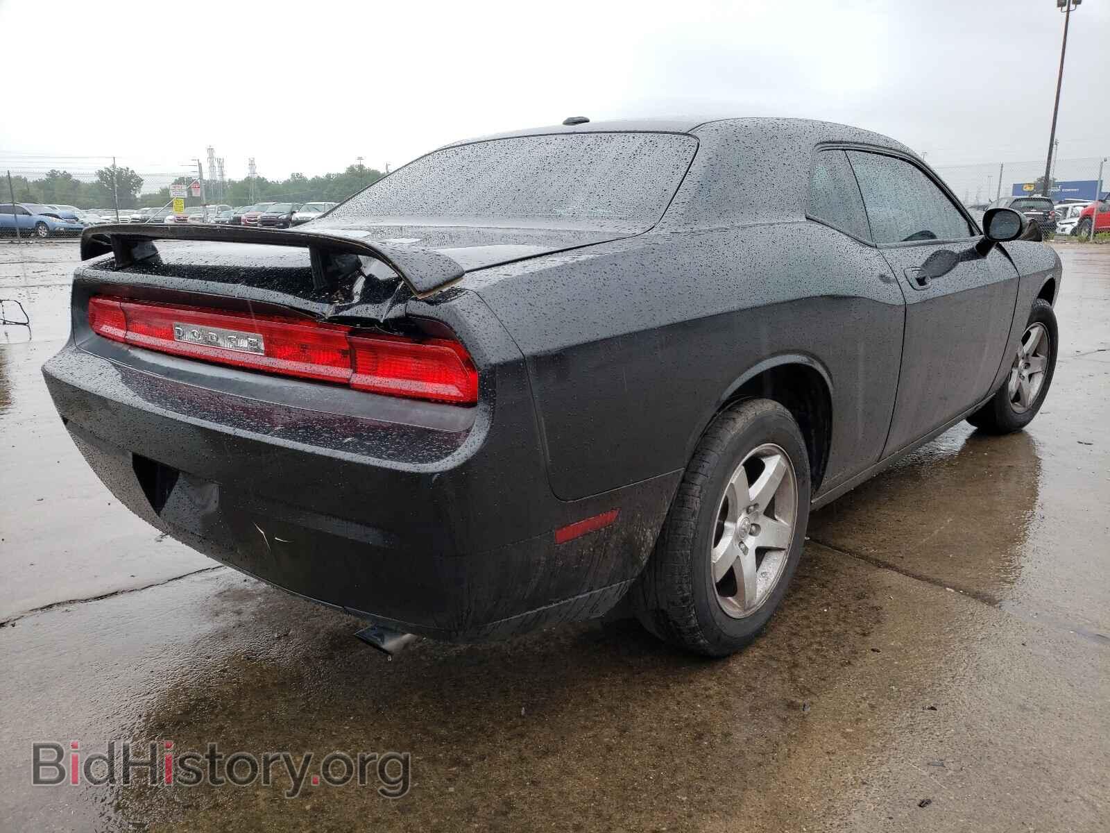 2010 DODGE CHALLENGER - VIN: 2B3CJ4DVXAH102847 - Photo 4