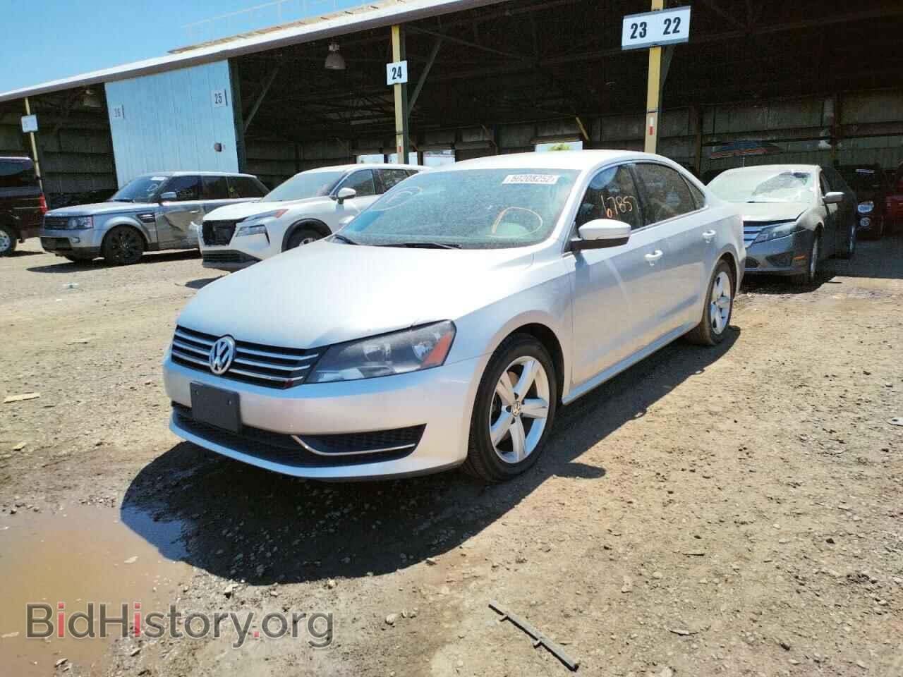 2013 VOLKSWAGEN PASSAT - VIN: 1VWBP7A37DC122698 - Фото 2
