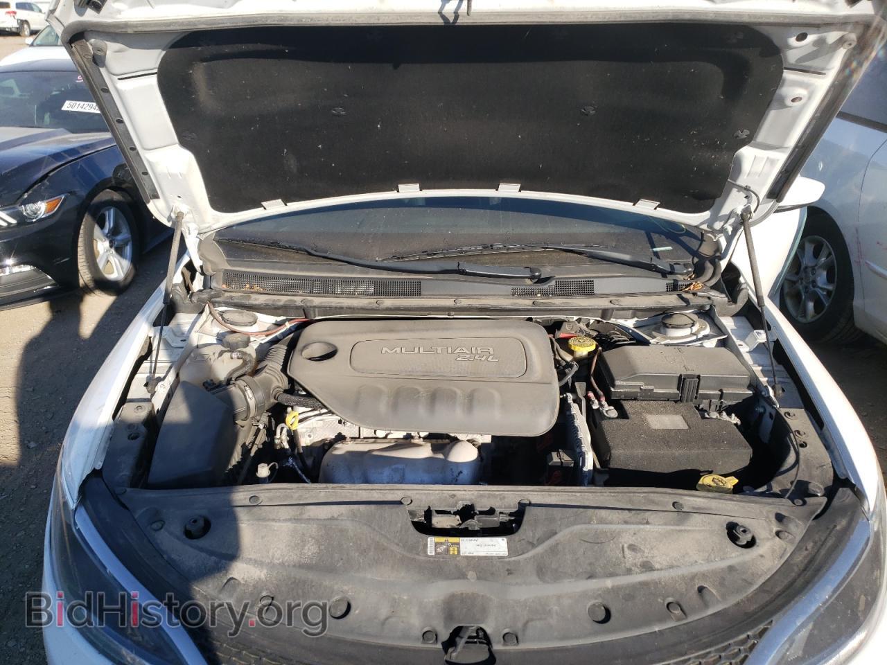 2016 CHRYSLER 200 - VIN: 1C3CCCAB0GN132781 - Фото 7