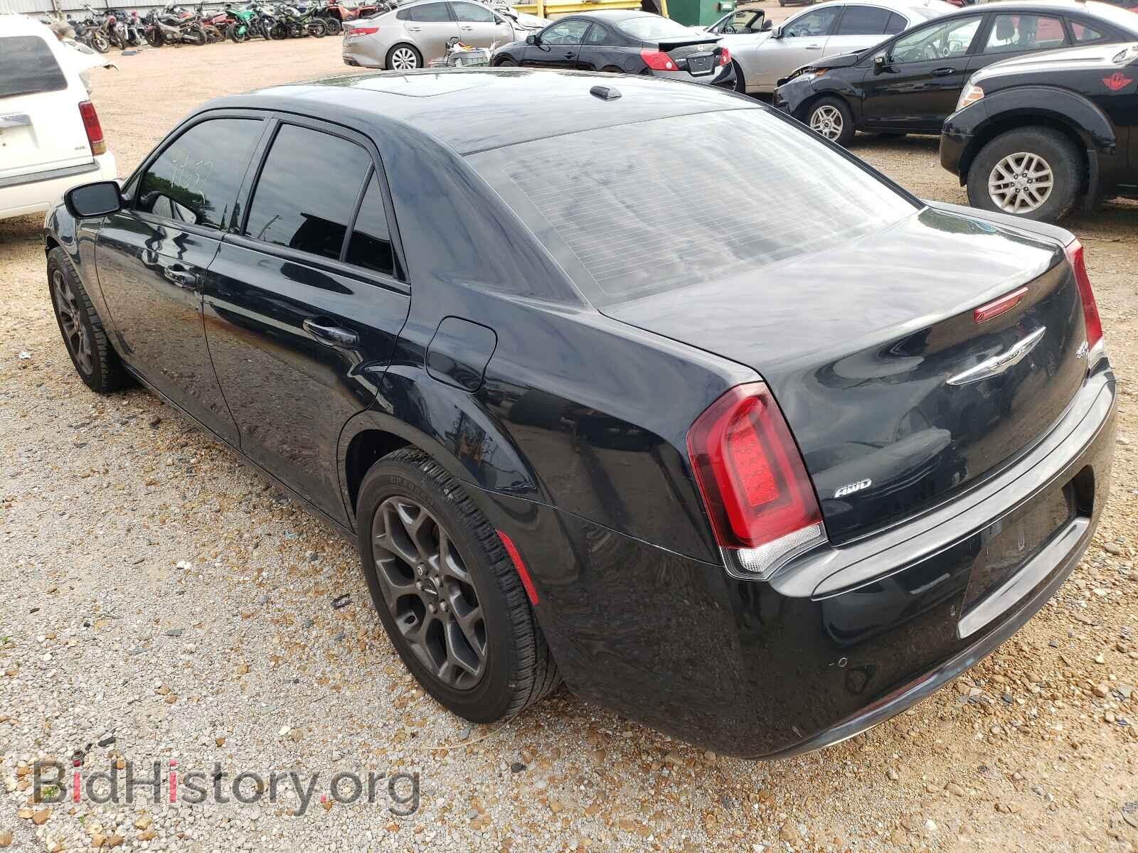2015 CHRYSLER 300 - VIN: 2C3CCAGG1FH781780 - Фото 3