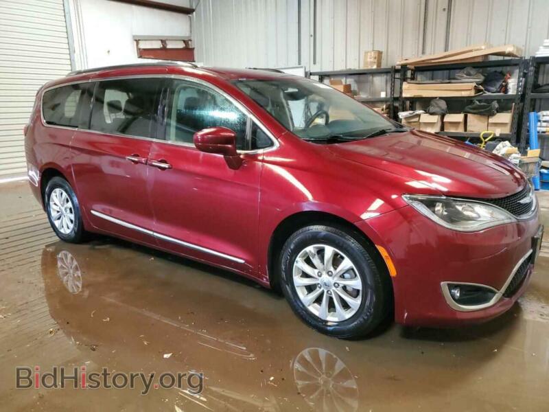 2018 Chrysler PACIFICA (VIN 2C4RC1BG3JR279000) — photo 4 of 13