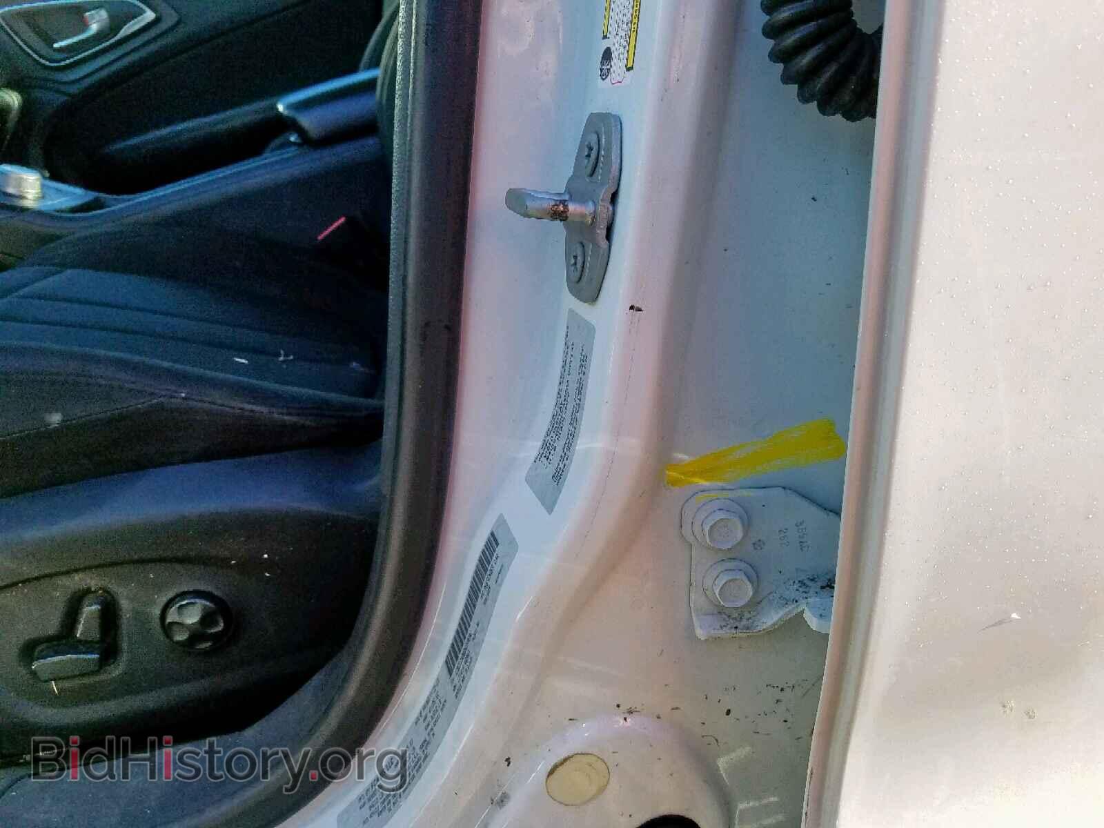 2016 CHRYSLER 200 - VIN: 1C3CCCAB0GN160886 - Фото 9