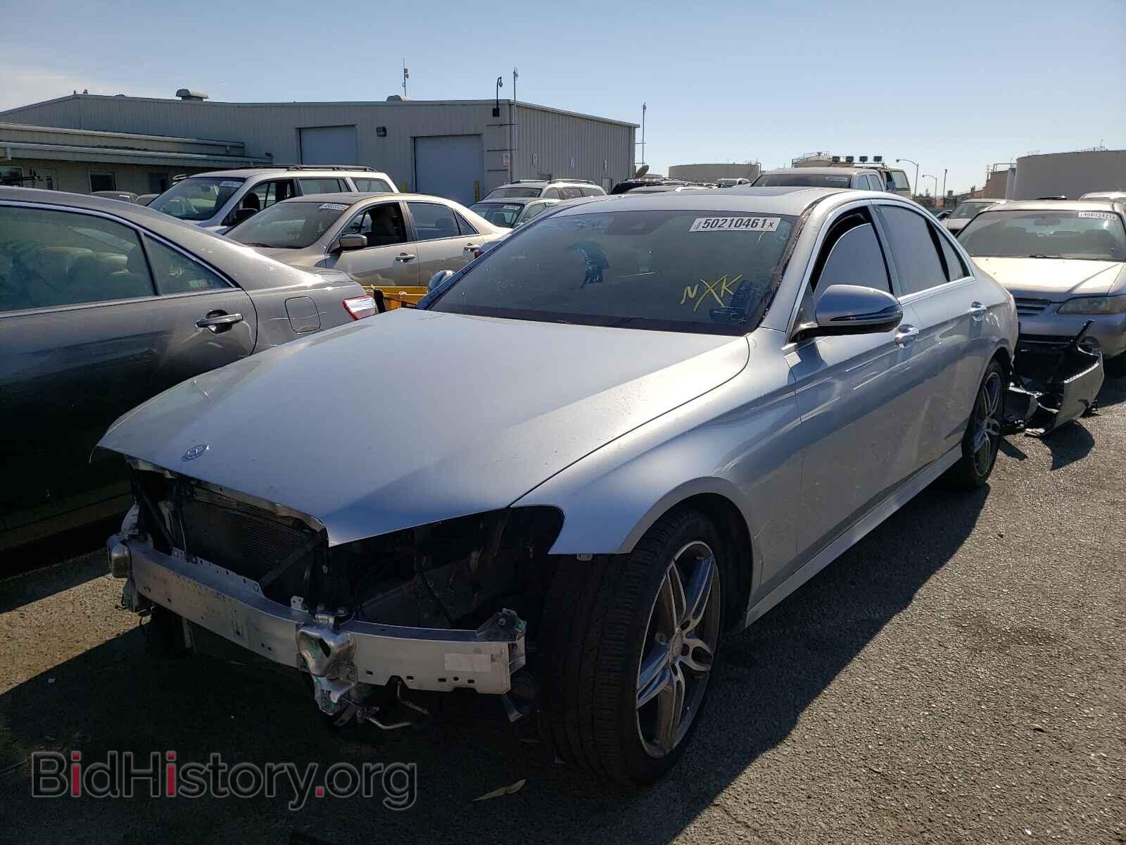 2017 MERCEDES-BENZ E-CLASS - VIN: WDDZF4JB8HA162323 - Фото 2