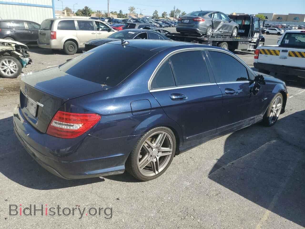 2012 MERCEDES-BENZ C-CLASS - VIN: WDDGF4HB3CA602907 - Фото 3
