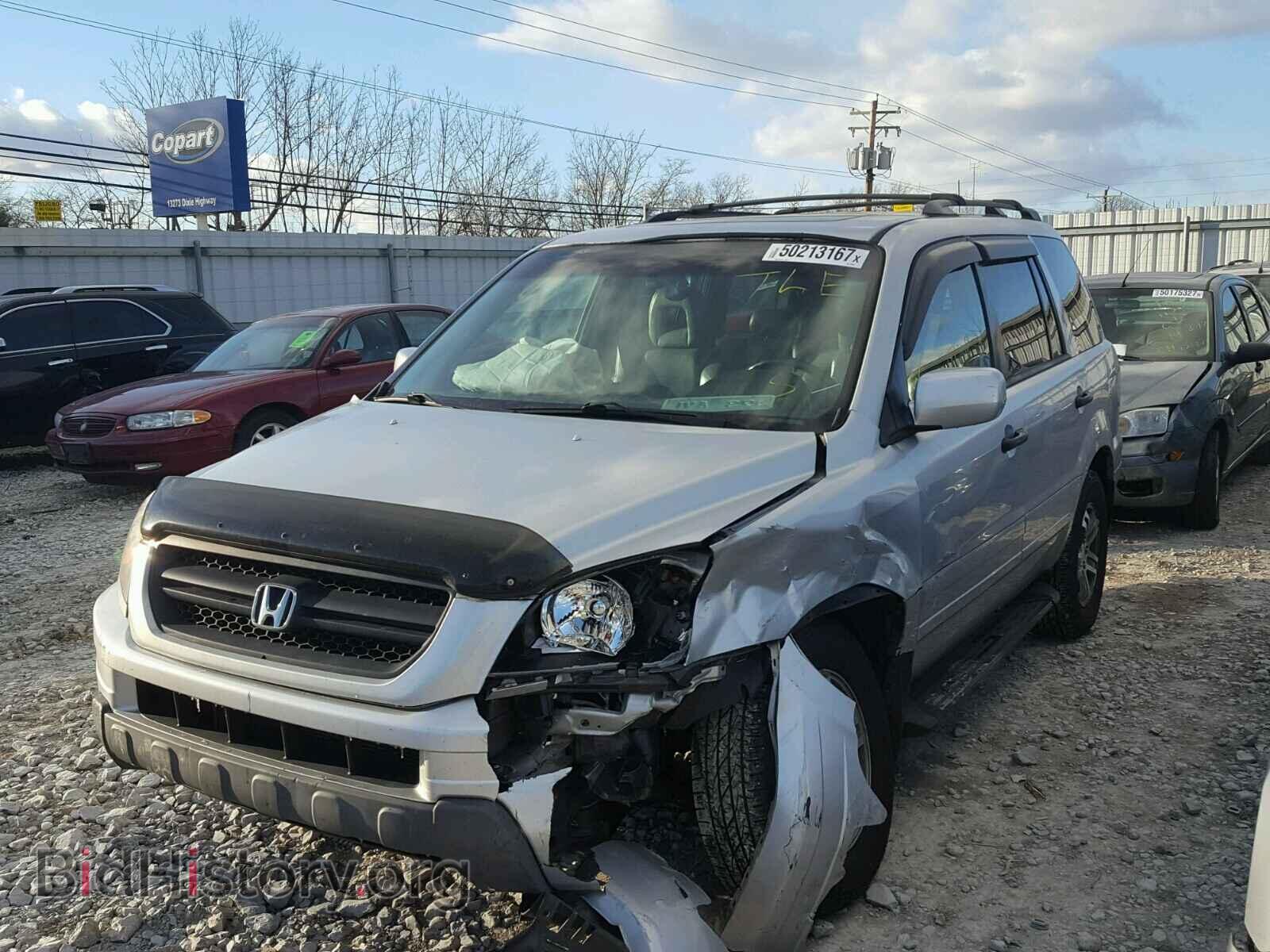 2005 HONDA PILOT - VIN: 5FNYF18695B066359 - Фото 2