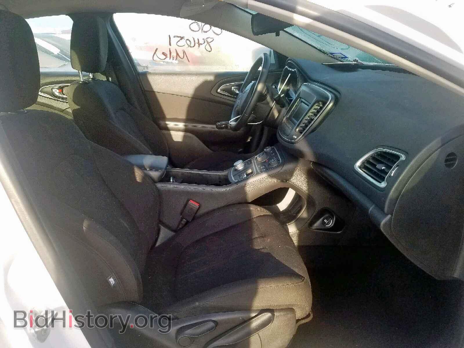 2016 CHRYSLER 200 - VIN: 1C3CCCAB8GN131569 - Photo 5