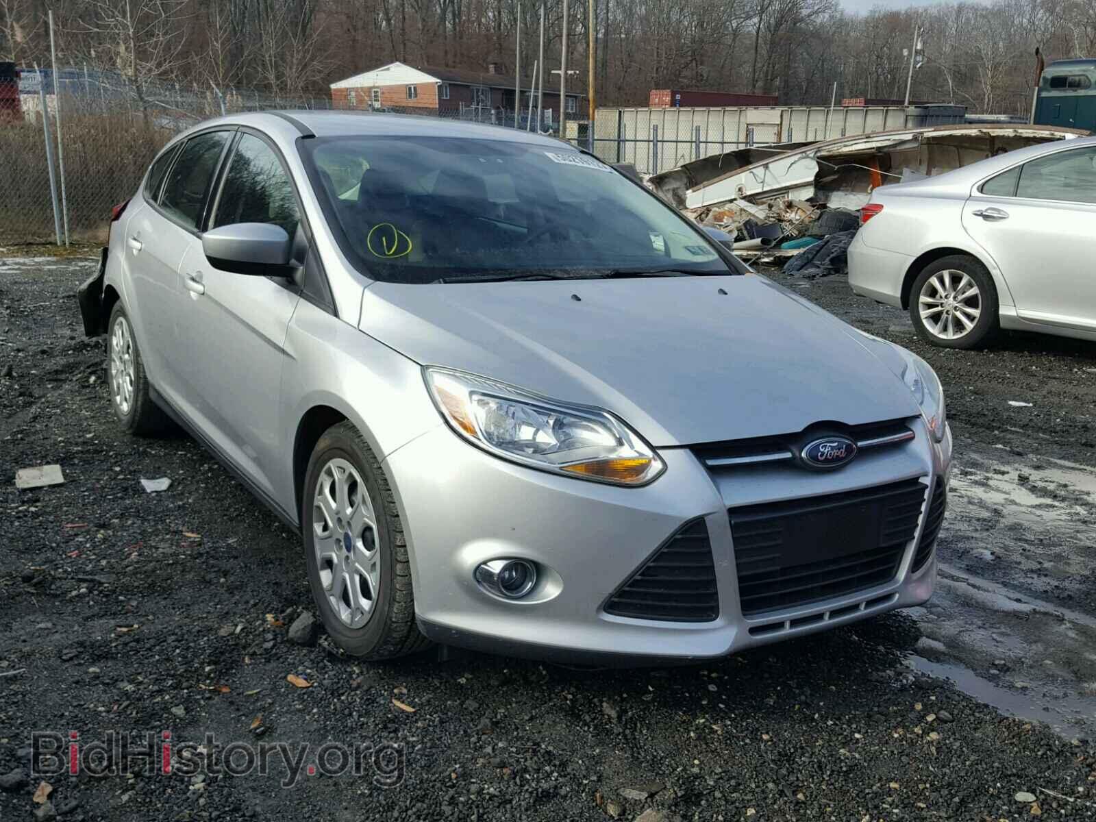 Photo 1FAHP3K26CL461078 - FORD FOCUS 2012