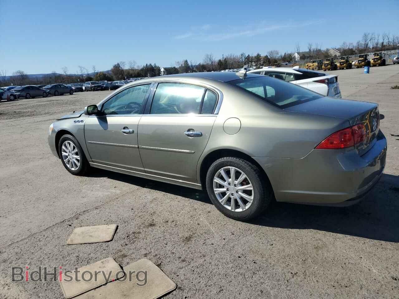 2011 BUICK LUCERNE - VIN: 1G4HC5EM0BU128524 - Фото 2