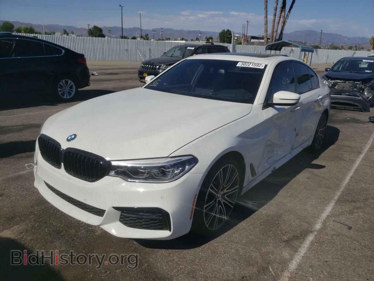 2017 BMW 5 SERIES - VIN: WBAJE5C39HG916913 - Фото 2