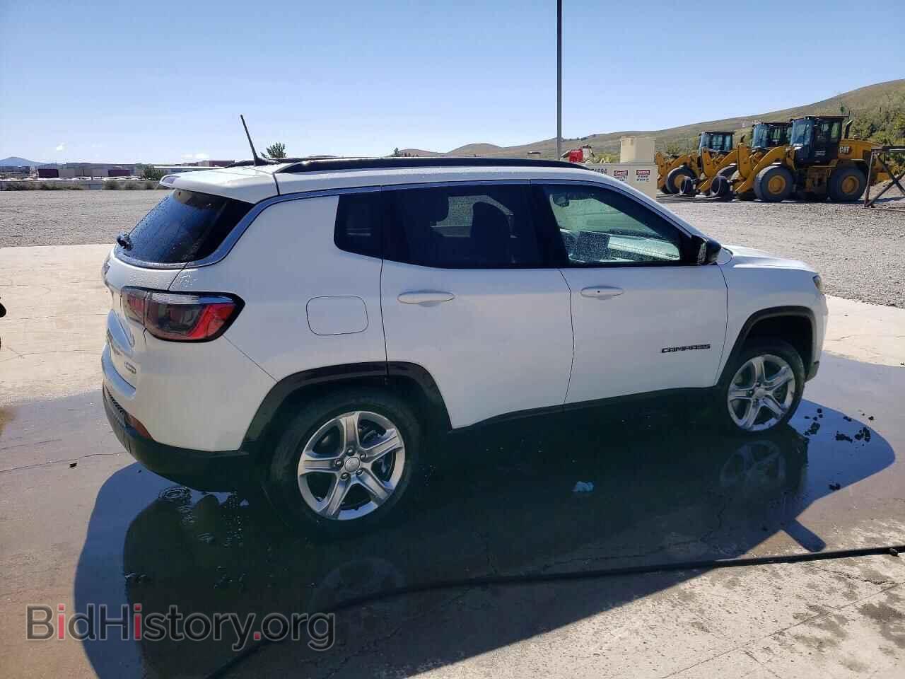 2024 JEEP COMPASS - VIN: 3C4NJDBN7RT596906 - Фото 3