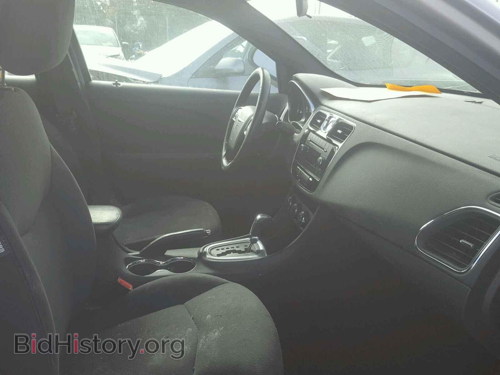 2013 CHRYSLER 200 - VIN: 1C3CCBAB8DN668304 - Фото 5