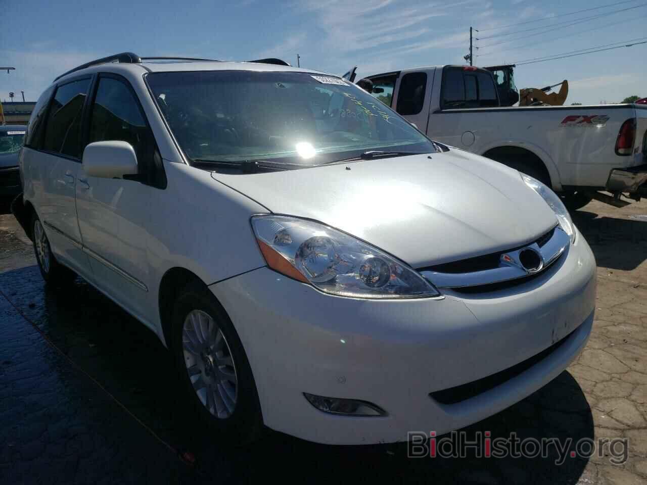 Photo 5TDZK22C68S114131 - TOYOTA SIENNA 2008