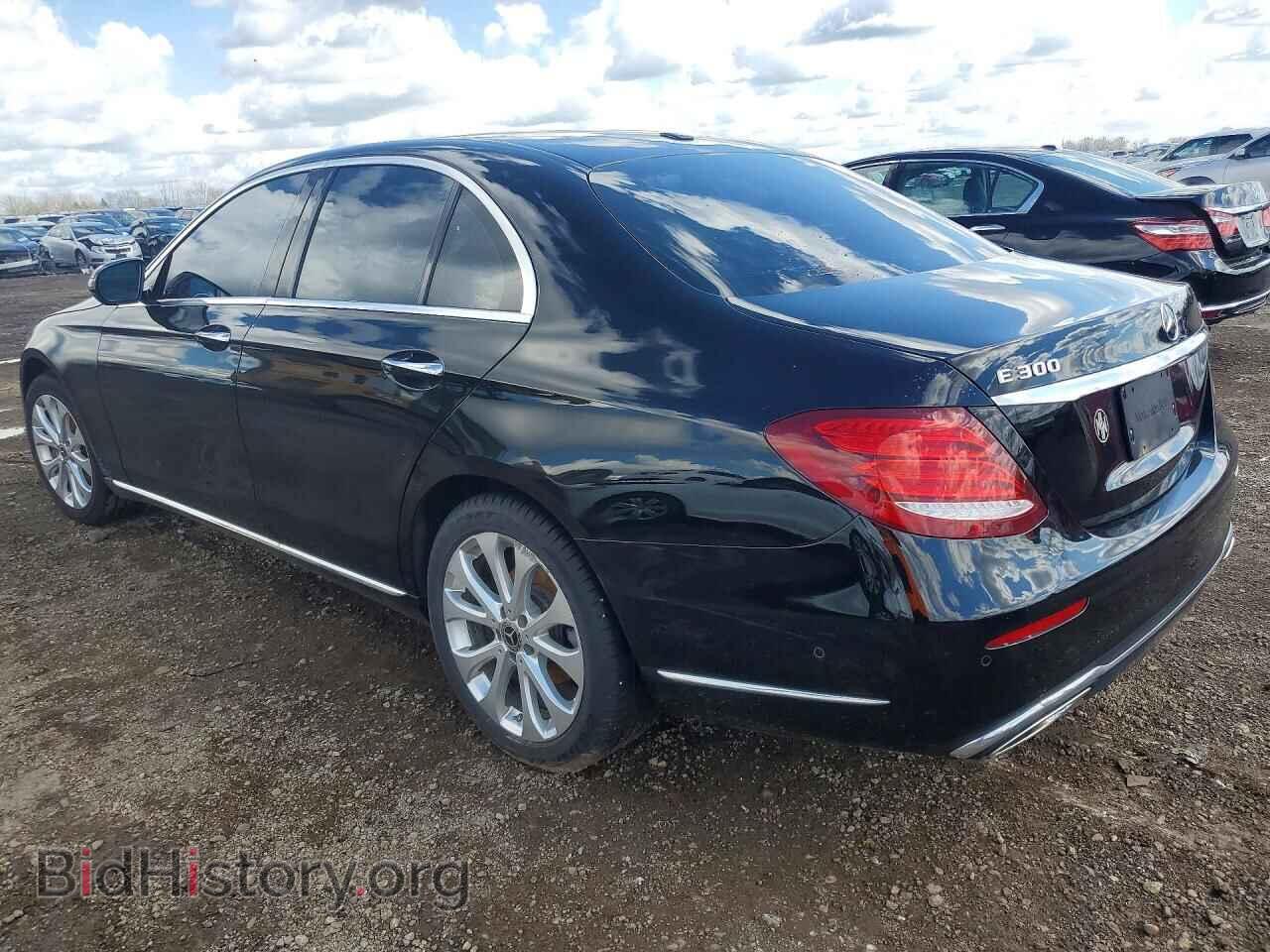 2019 MERCEDES-BENZ E-CLASS - VIN: WDDZF4KB6KA614355 - Фото 2