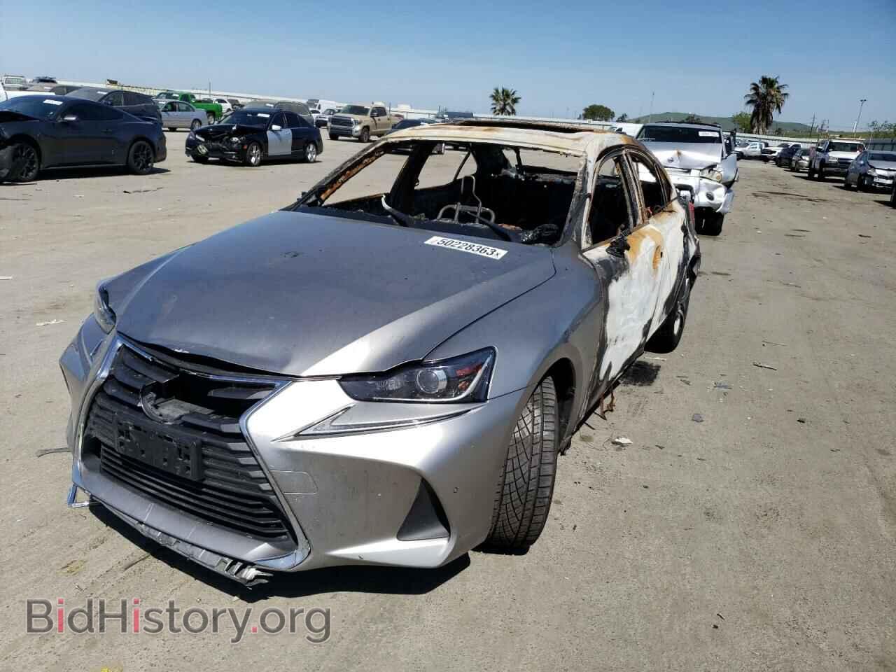 Photo JTHCM1D29H5015855 - LEXUS IS 2017